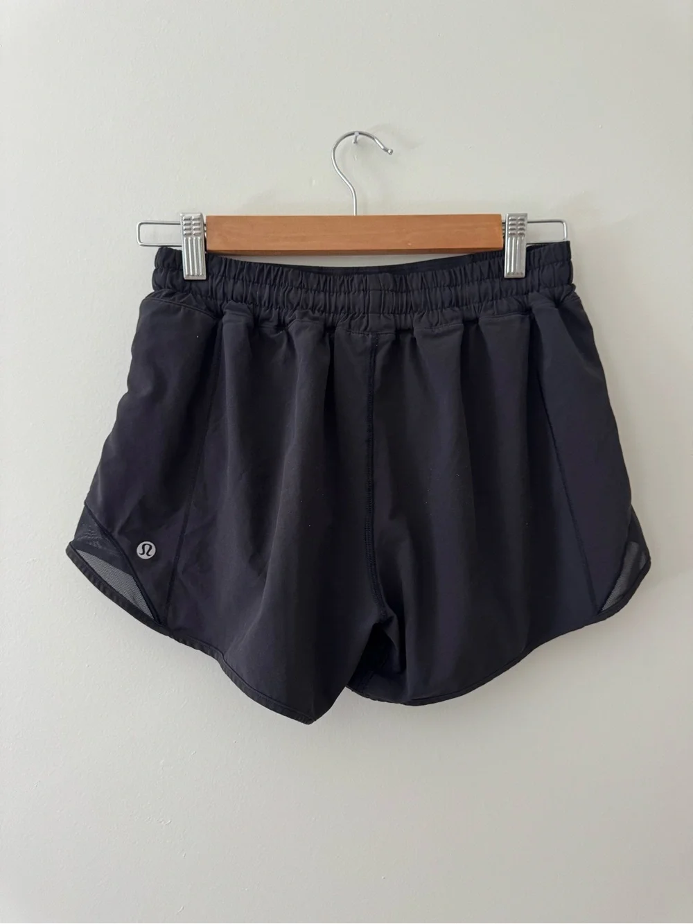 LULULEMON Hotty Hot Shorts Lined Black 8